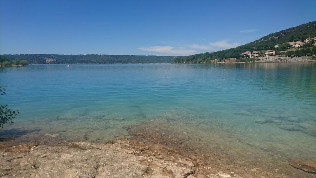 Le Grand Hotel Aups Bagian luar foto